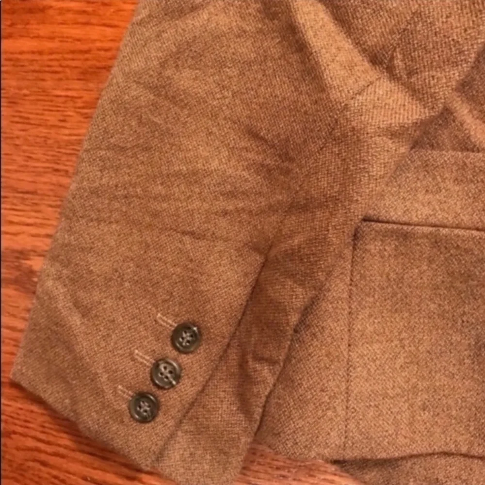 Calvin Klein broken button